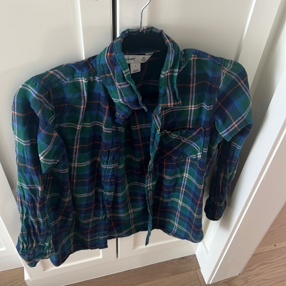 Flannel, plaid long sleeve shirt. So soft and cozy